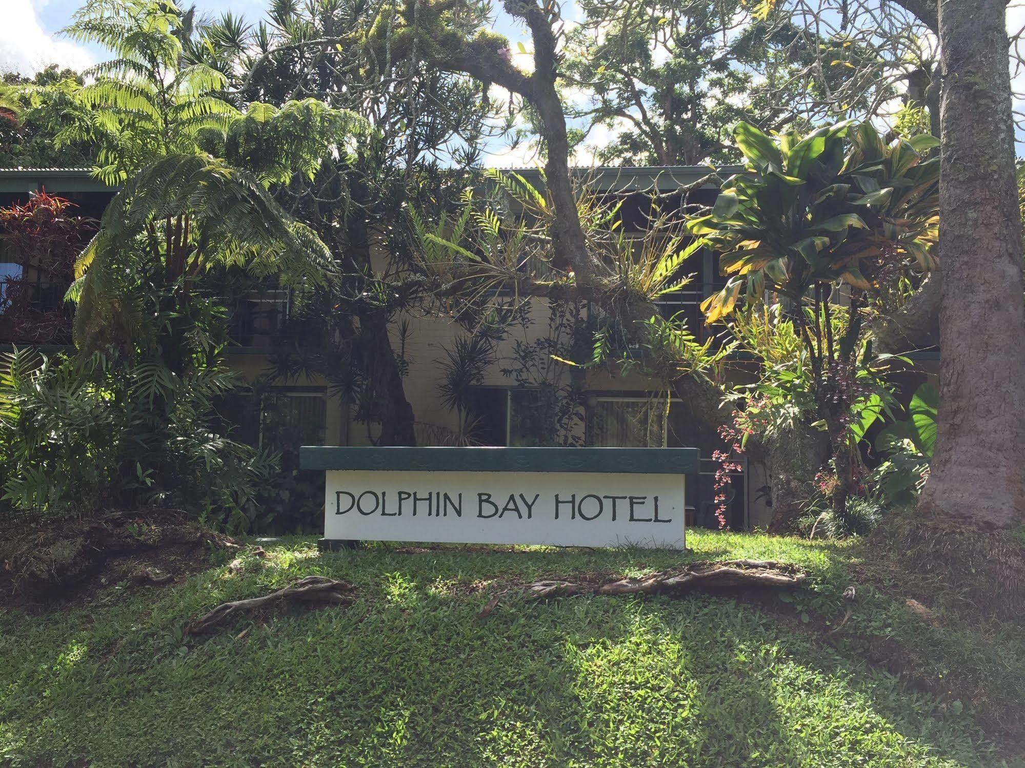 Dolphin Bay Hotel Hilo Esterno foto